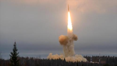 Misil balístico Topl-M lanzado desde el Cosmódromo de Plesetsk.